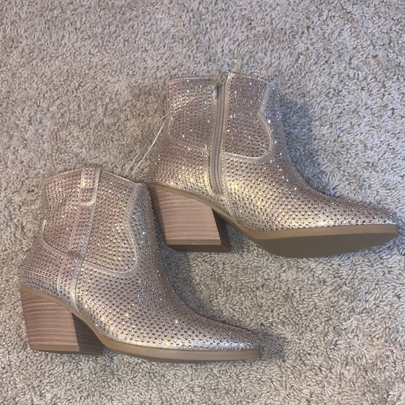 NEW Women’s Gold Sparkly Rhinestone Cowgirl Zip Ankle Boots with Heel Size 8 - Picture 6 of 12